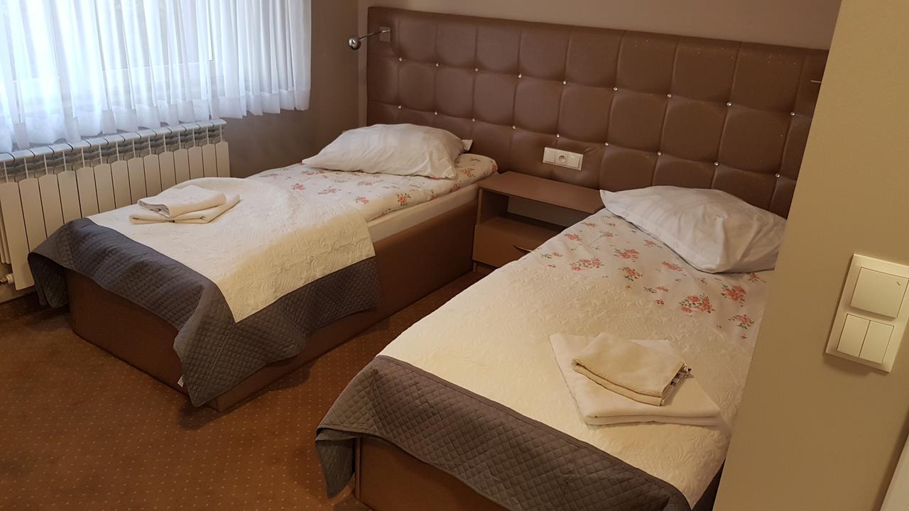 Hotel Gutland Wysokie Mazowieckie Exteriér fotografie